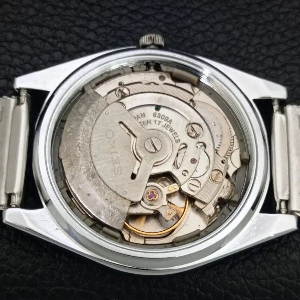 Vintage 1971 Seiko Automatic Mens Silver Watch W/daydate & Gold Accents